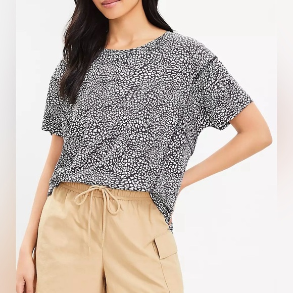 Lou & Grey Top Stitch Cheetah Print Jersey Tee Sz XL - Picture 1 of 11